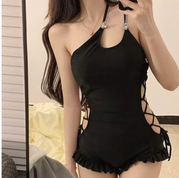 Bikini 1 mảnh