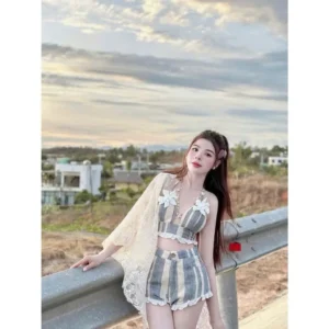 Short bikini denim 2 mảnh cho hè phong cách