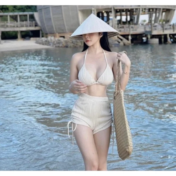 Short-bikini-rut-eo